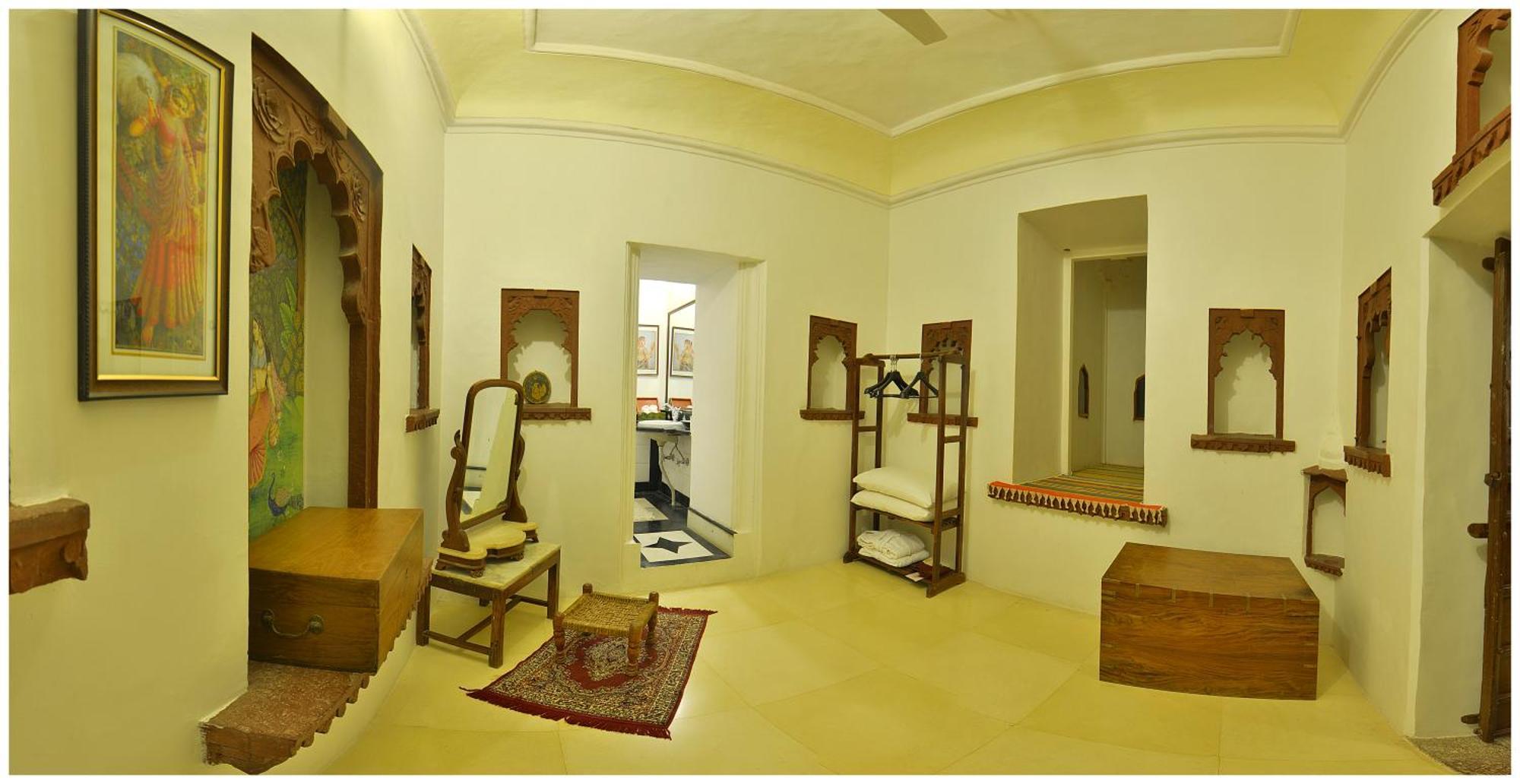 Hotel Castle Bijaipur Bagian luar foto