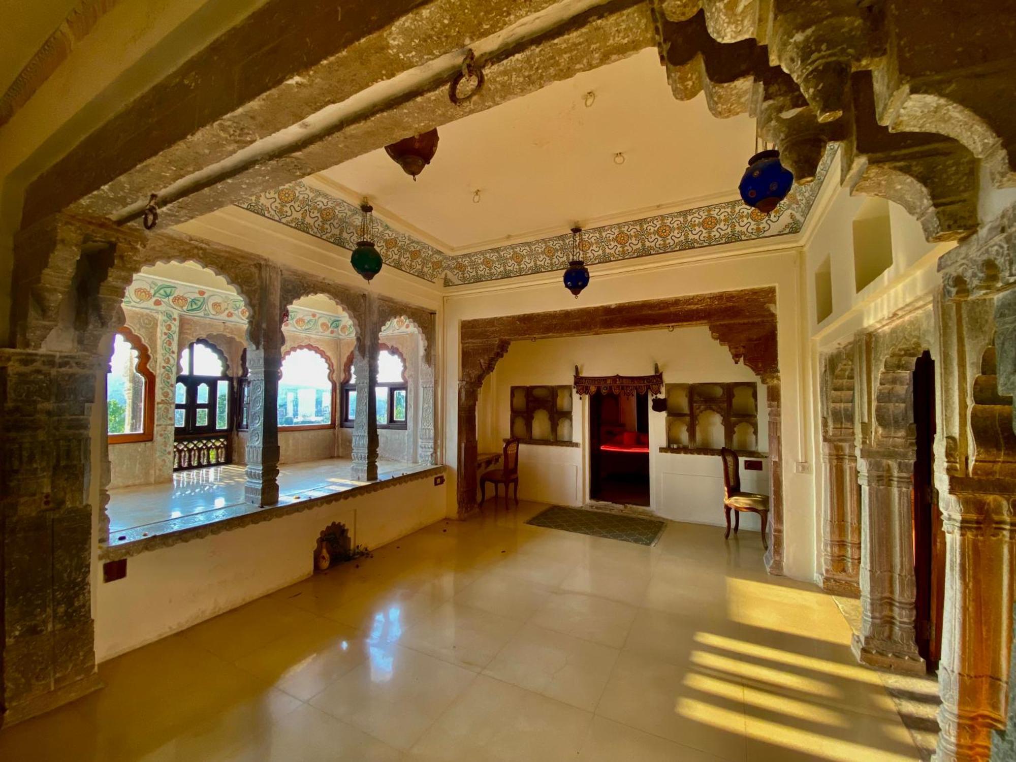 Hotel Castle Bijaipur Bagian luar foto