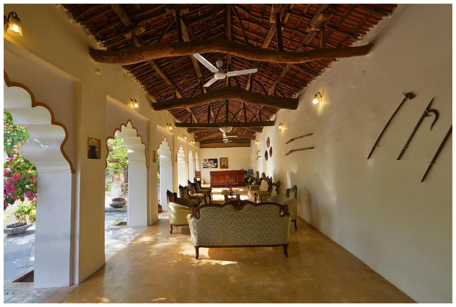 Hotel Castle Bijaipur Bagian luar foto
